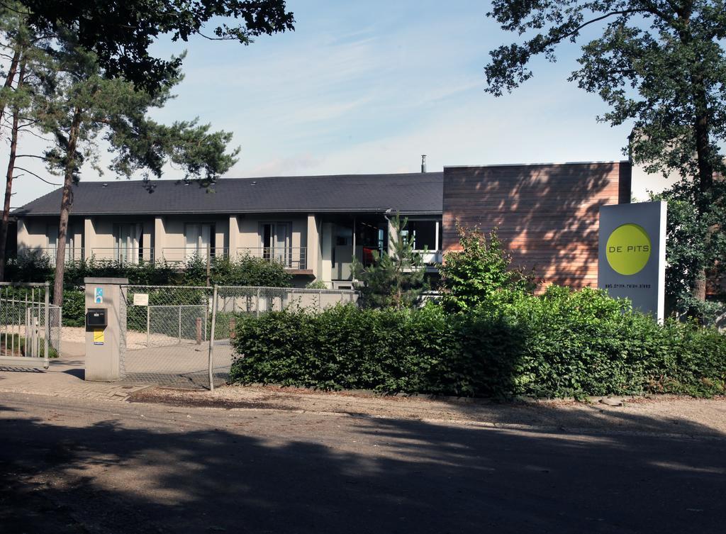 Hotel De Pits Heusden-Zolder Kültér fotó